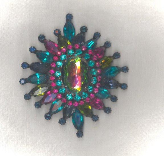 Dating hattie carnegie jewelry